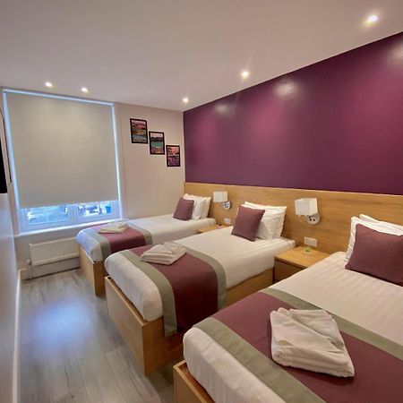 Holtwhites Hotel Enfield Esterno foto