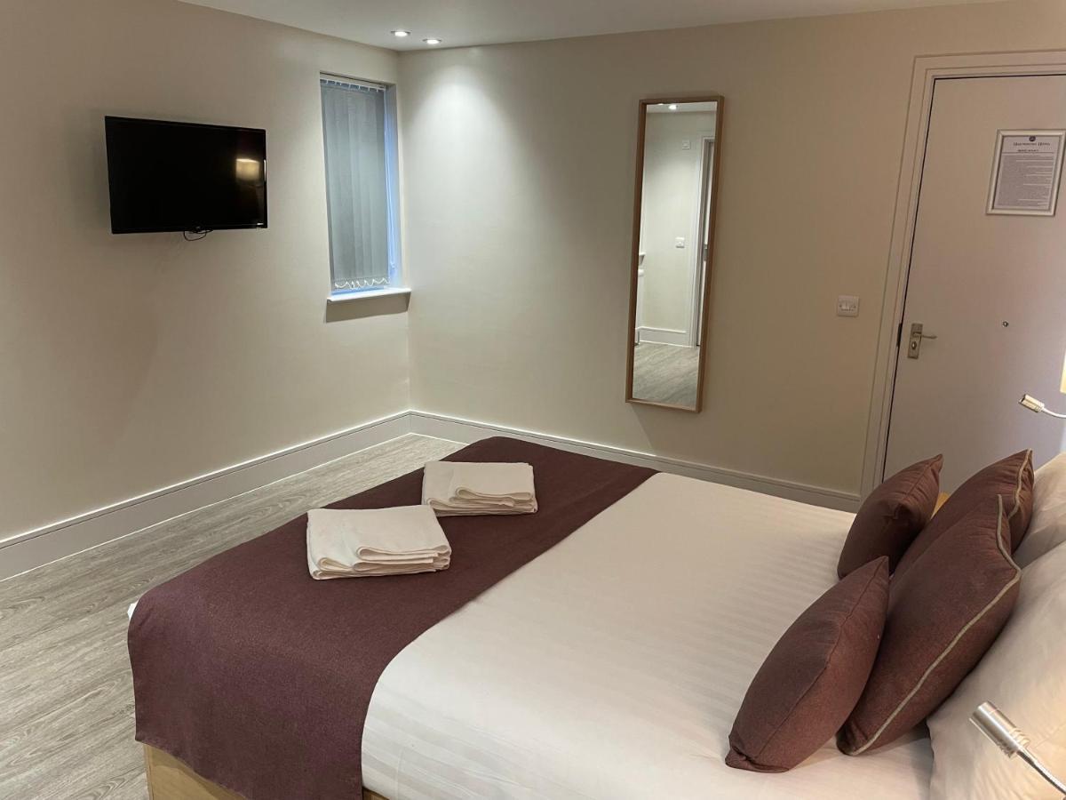 Holtwhites Hotel Enfield Esterno foto