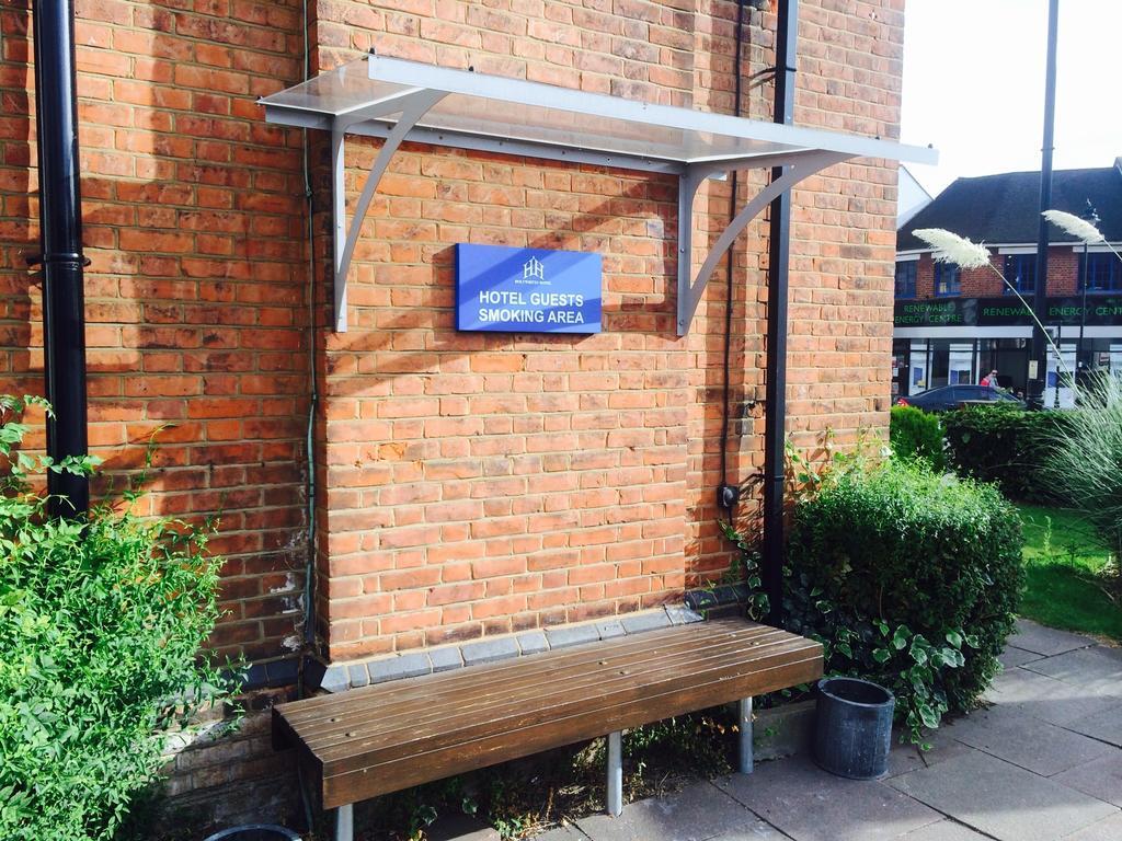 Holtwhites Hotel Enfield Esterno foto